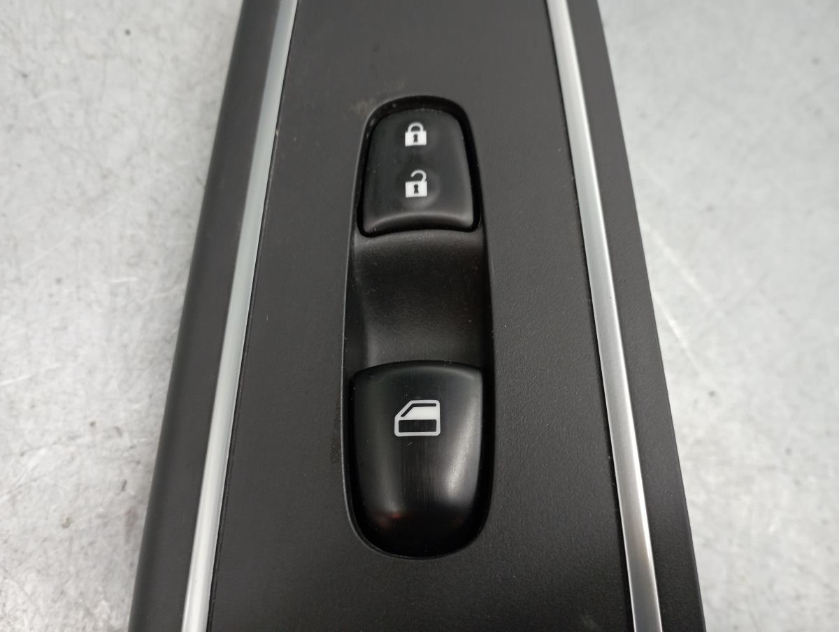 Mando / interruptor elevalunas delantero derecho NISSAN Micra V (K14) Imagem-1