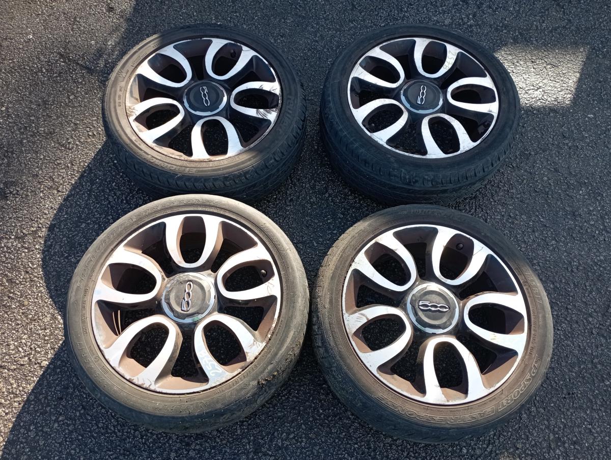 Wheel set FIAT 500L (351_, 352_)