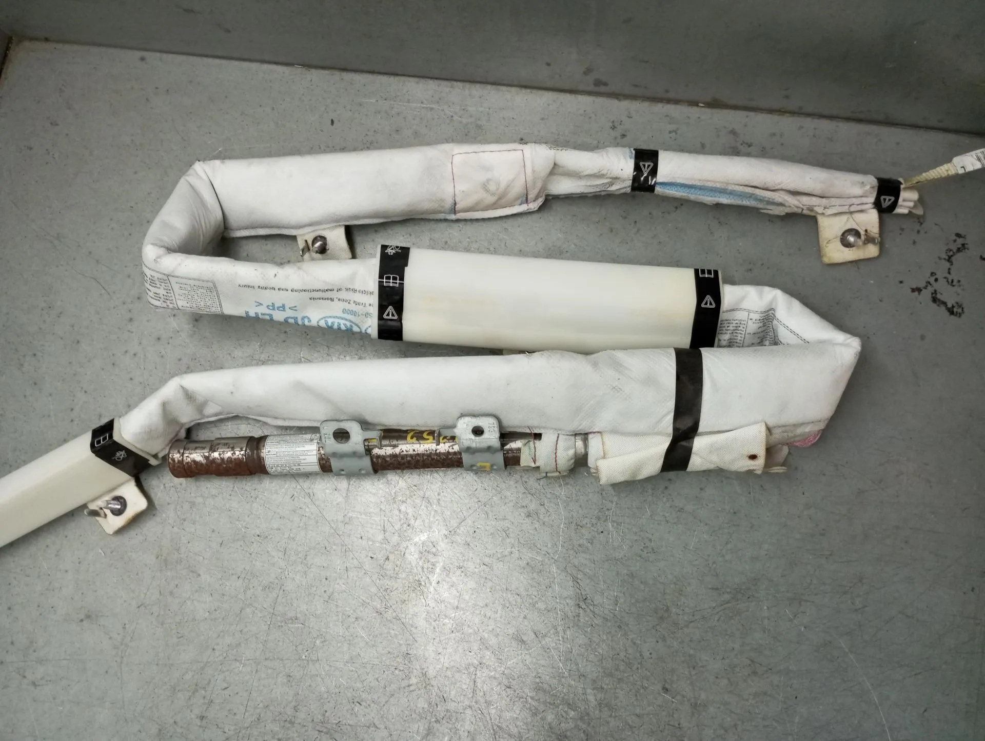 Airbag Cortinha Izquierdo KIA Ceed Sportswagon (JD) Imagem-1