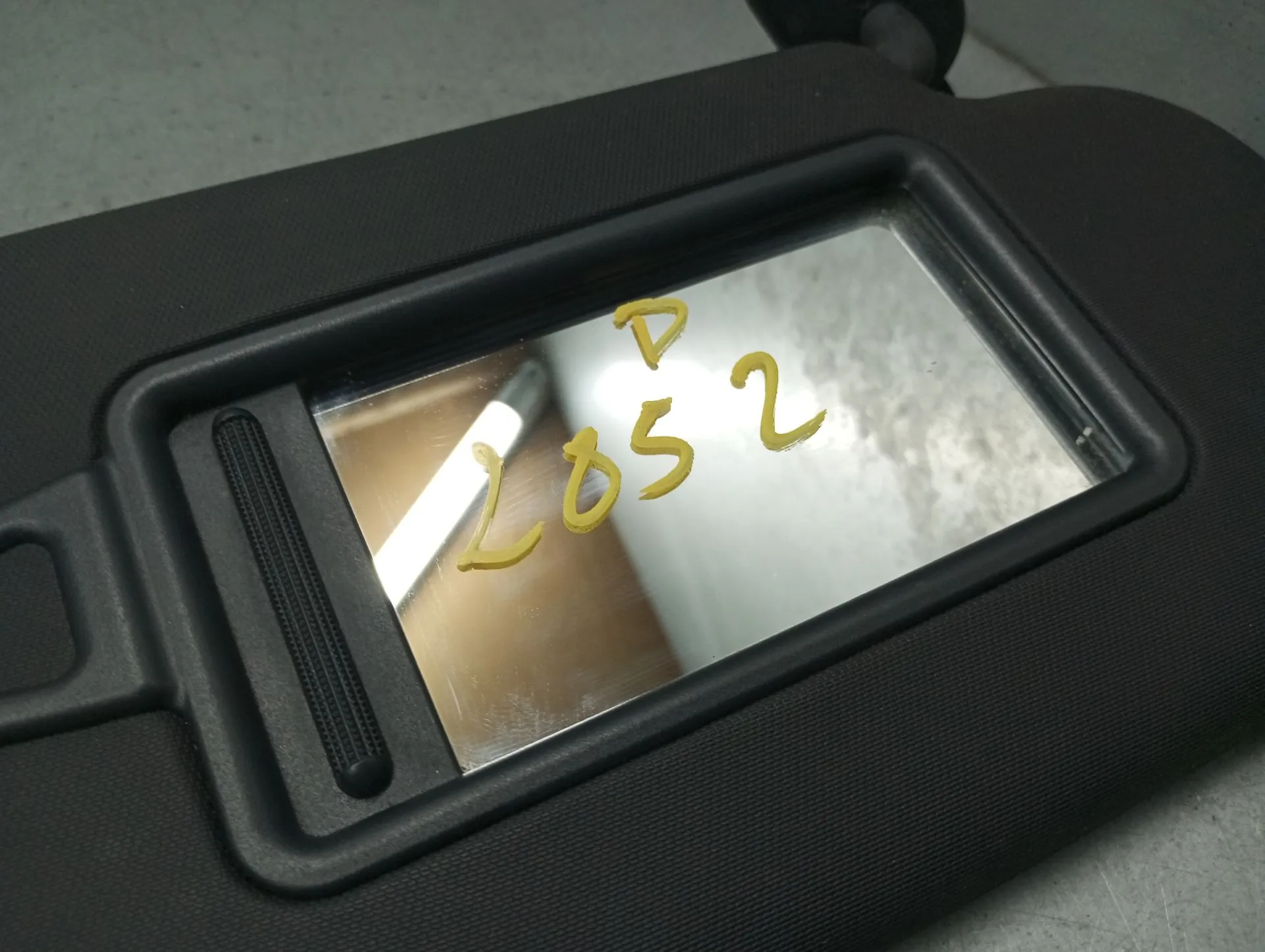 Right Sun Visor KIA Ceed Sportswagon (JD) Imagem-2