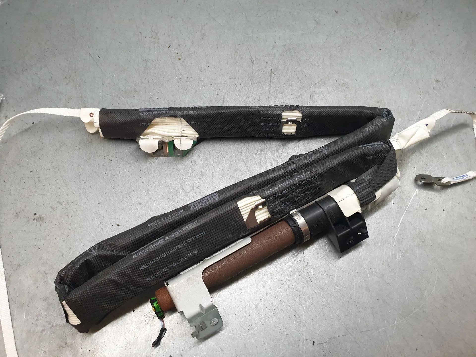 Right Curtain Airbag NISSAN Qashqai/Qashqai+2 I (J10, JJ10) Imagem-4