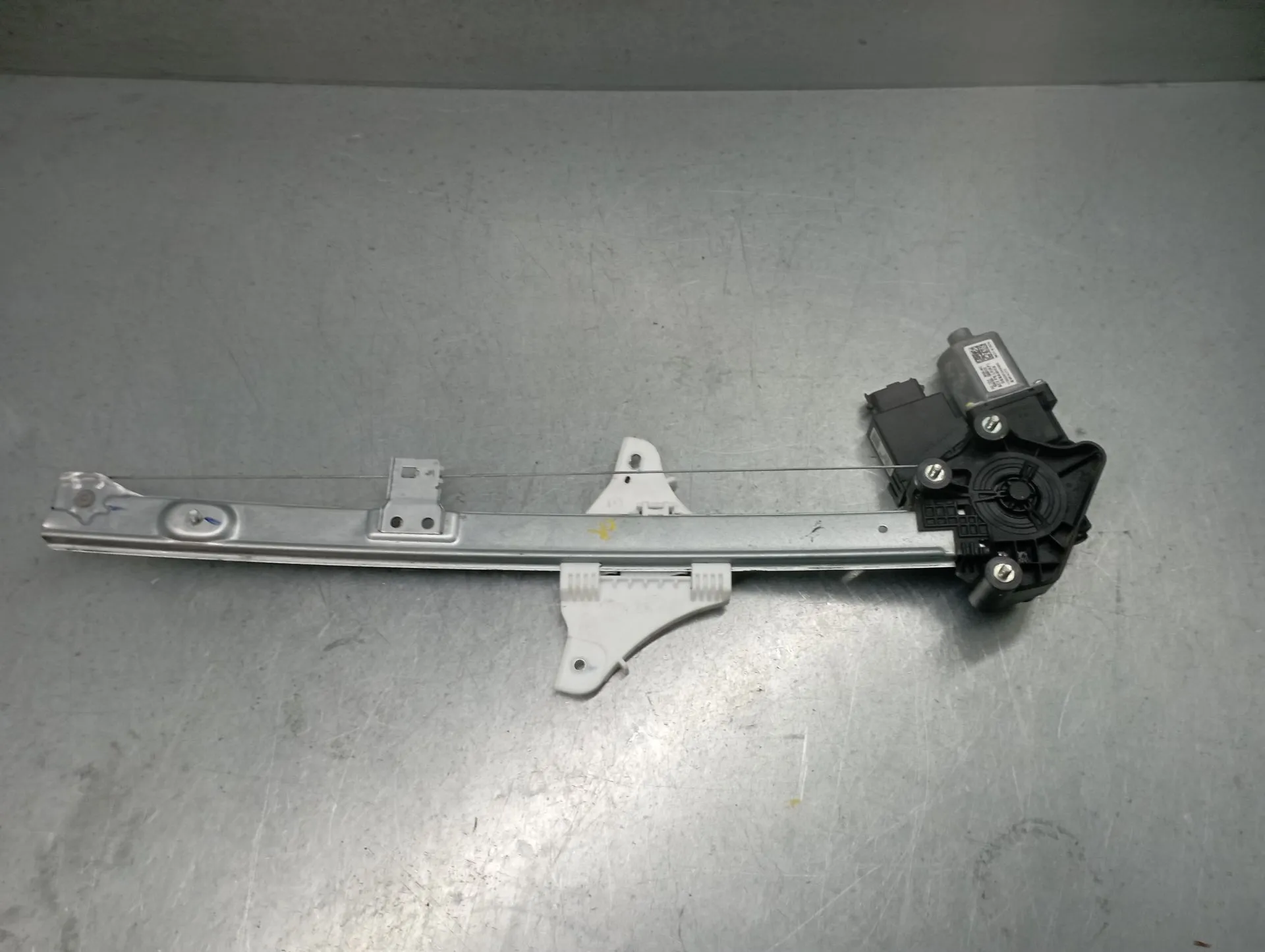 Lève-vitre avant gauche HYUNDAI i20 (BC3, BI3) Imagem-1