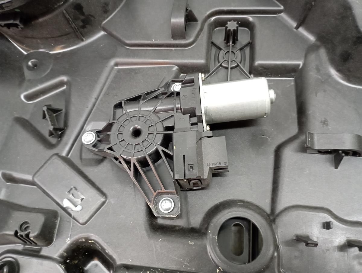 Left rear window regulator MERCEDES-BENZ Classe B (W246, W242) Imagem-1