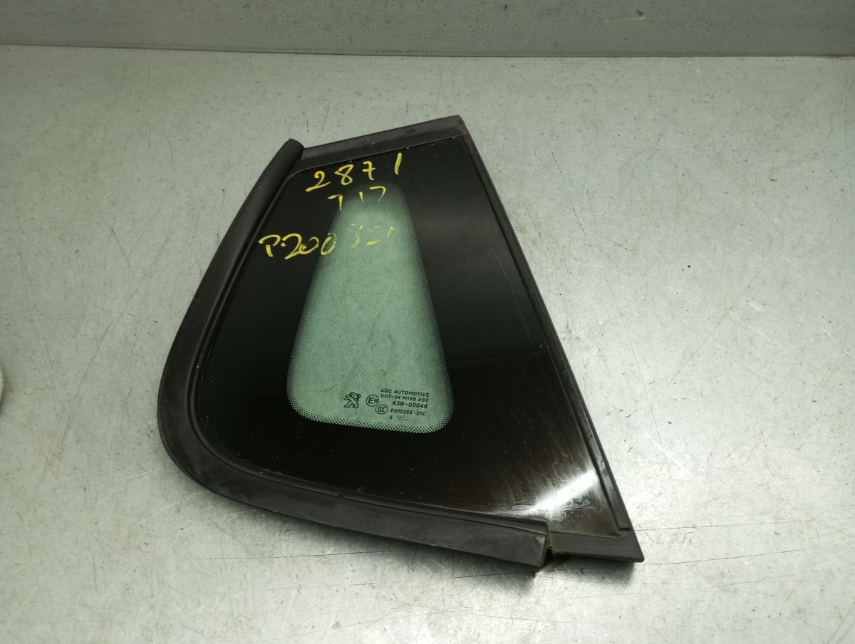 Vitre de custode arrière Droite PEUGEOT 2008 I (CU_)