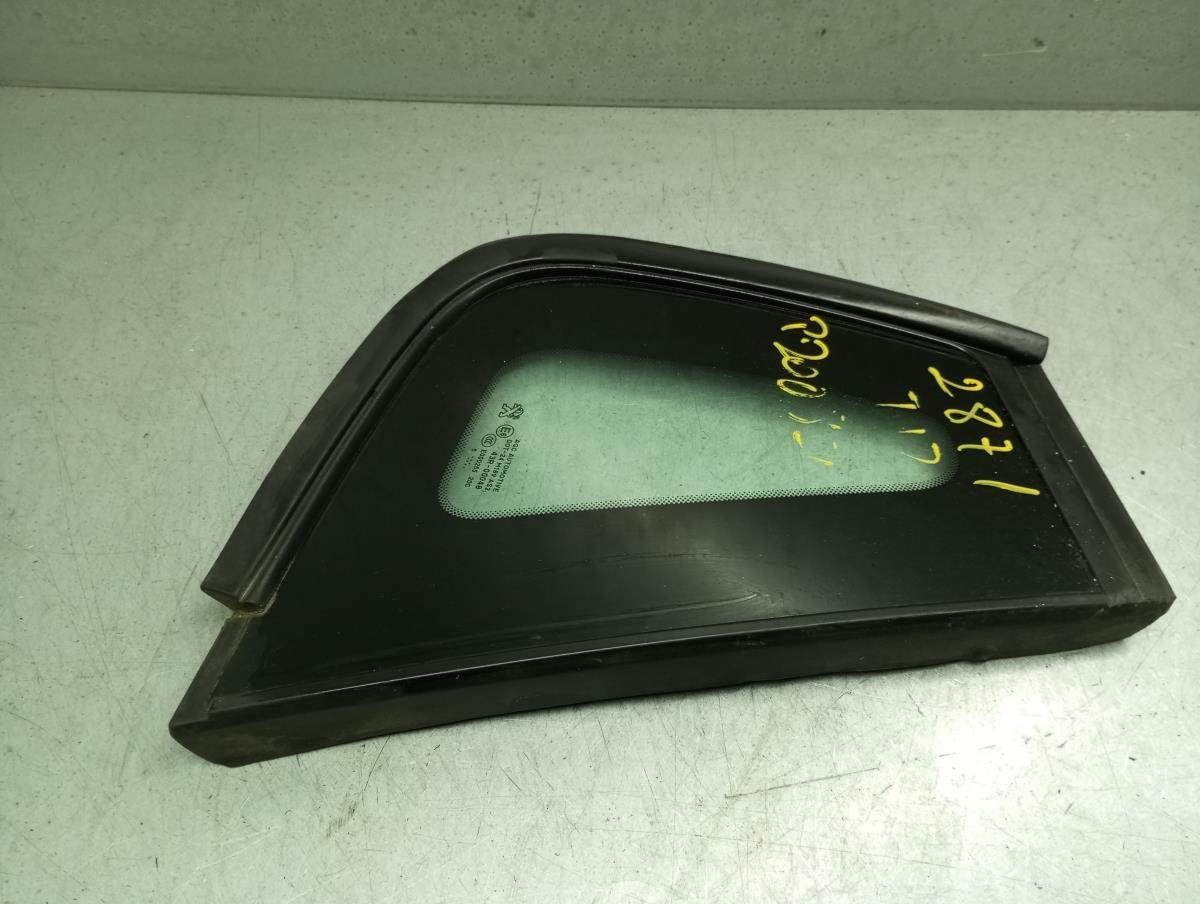 Vidro do painel trás direito PEUGEOT 2008 I (CU_) Imagem-1