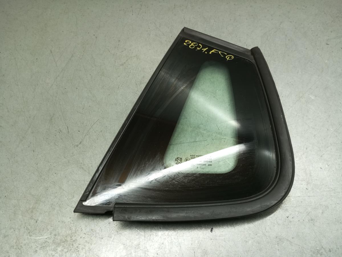 Vidro do painel trás esquerdo PEUGEOT 2008 I (CU_)