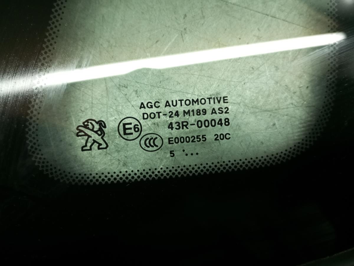 Vidro do painel trás esquerdo PEUGEOT 2008 I (CU_) Imagem-2