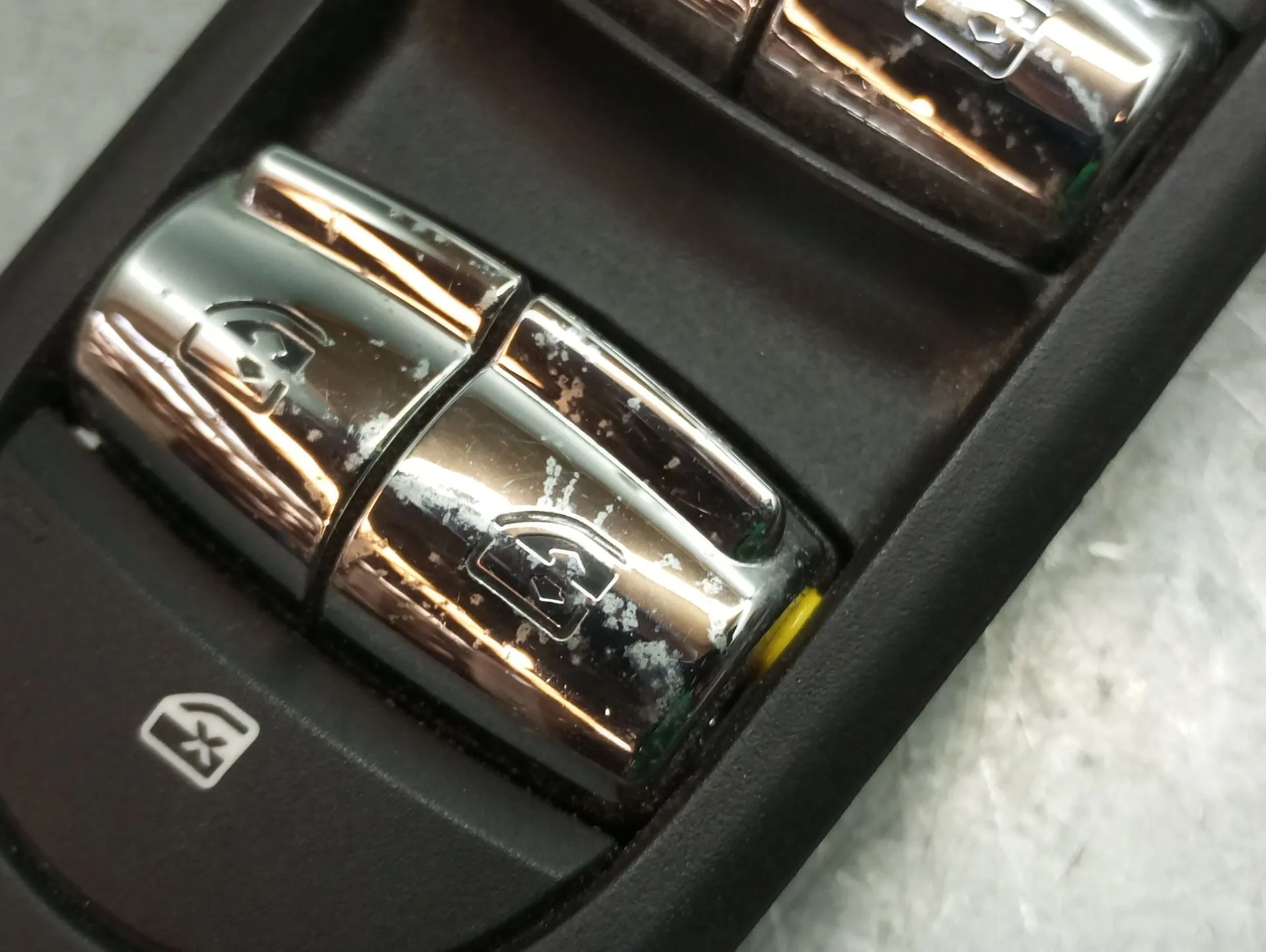 Commande / interrupteur lève-vitre Avant gauche MINI Mini (F55) Imagem-4
