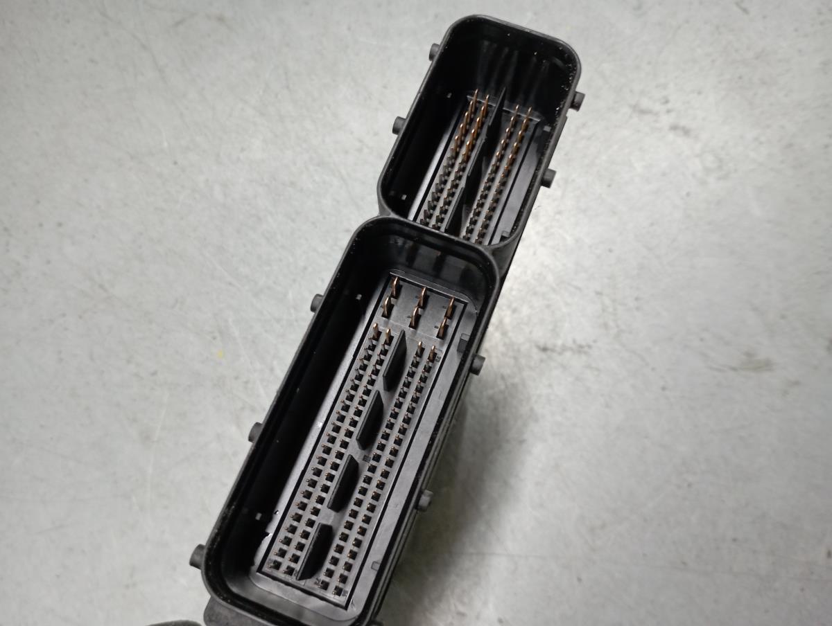 Centralina motor / ECU VOLKSWAGEN Golf VII (5G1, BQ1, BE1, BE2) Imagem-2