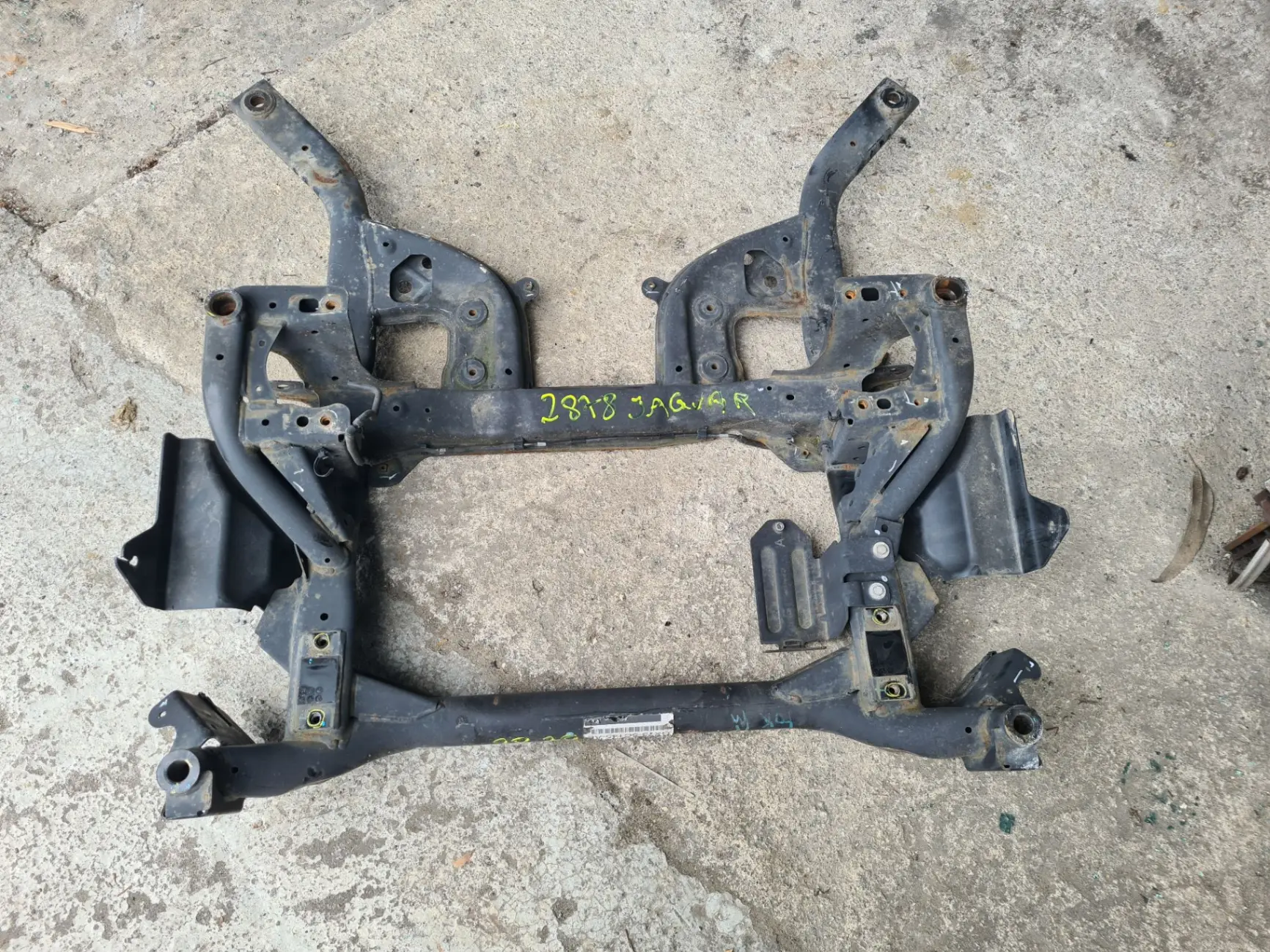 Subchasis delantero JAGUAR XE (X760)