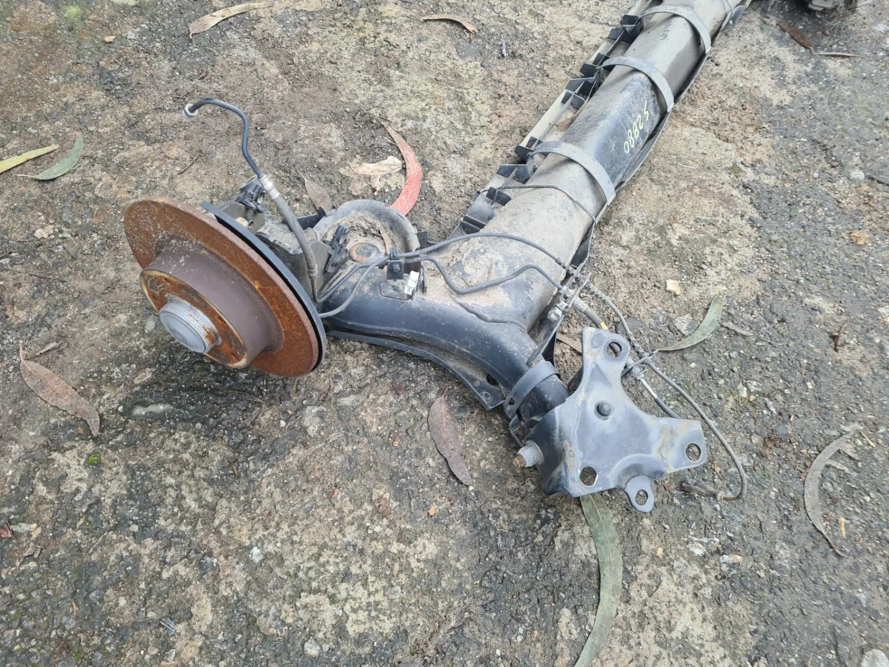 Rear axle with discs RENAULT Megane IV (B9A/M_) Imagem-1