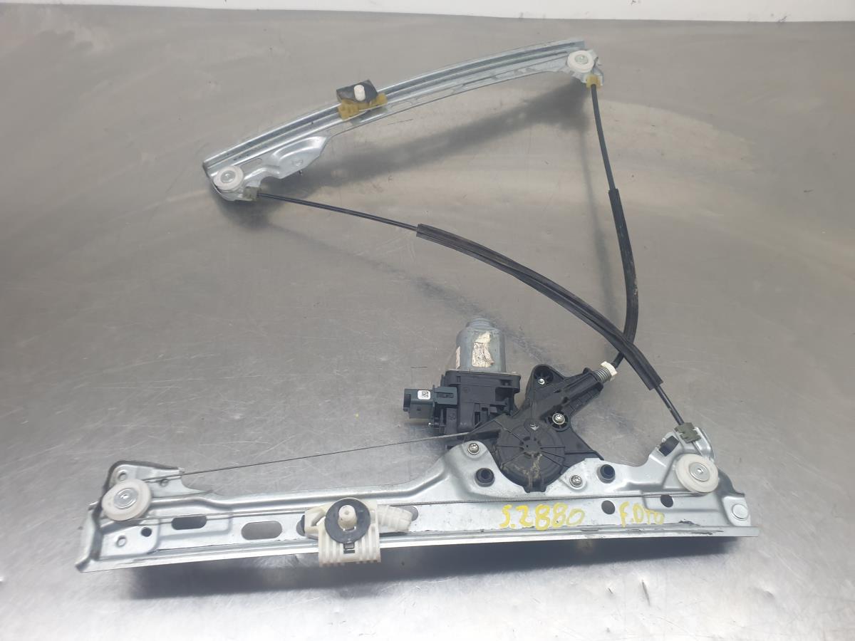 Alzavetro anteriore destro RENAULT Megane IV (B9A/M_) Imagem-1