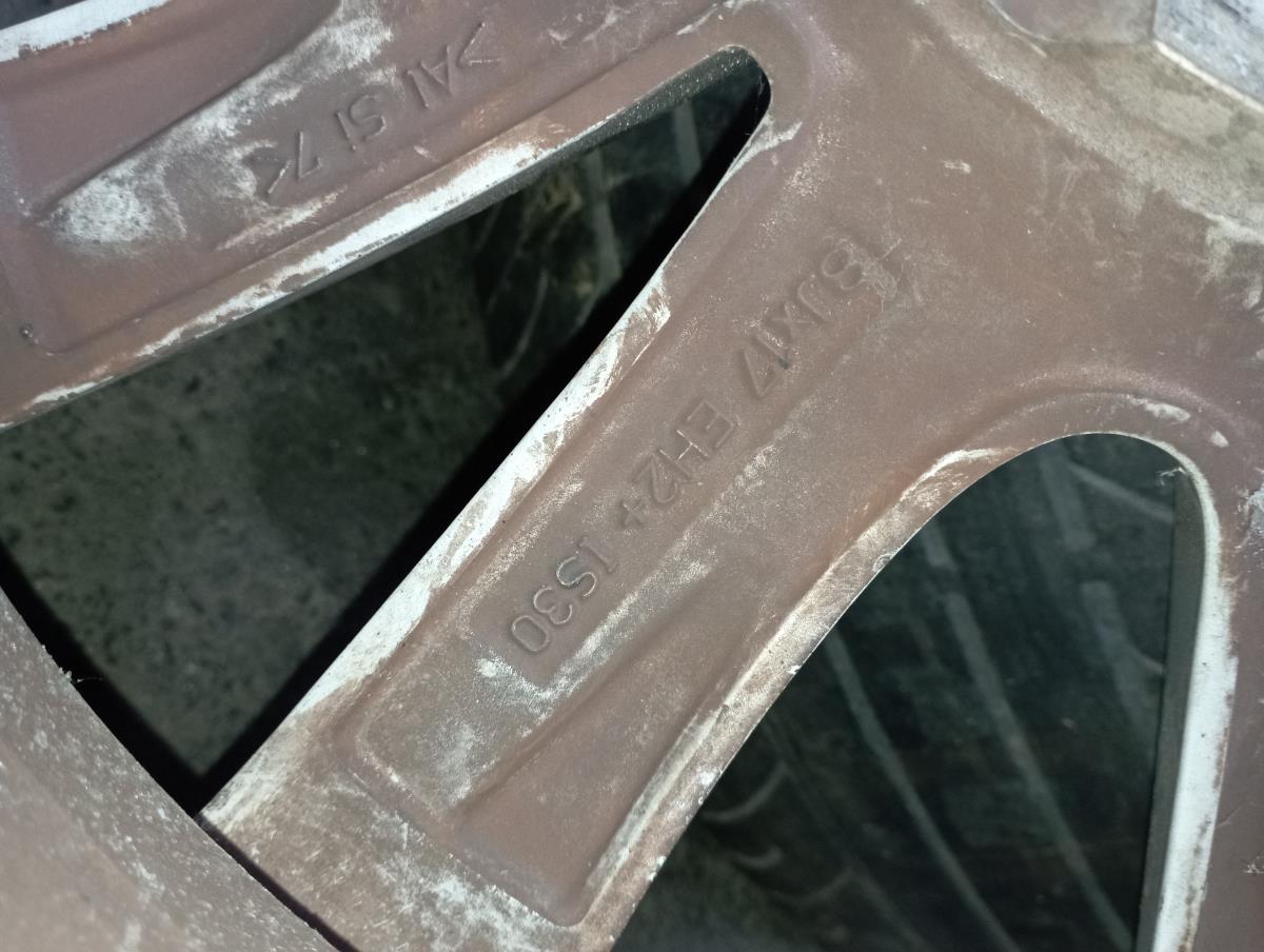 Jante Avant Droite BMW 5 (F10) Imagem-2