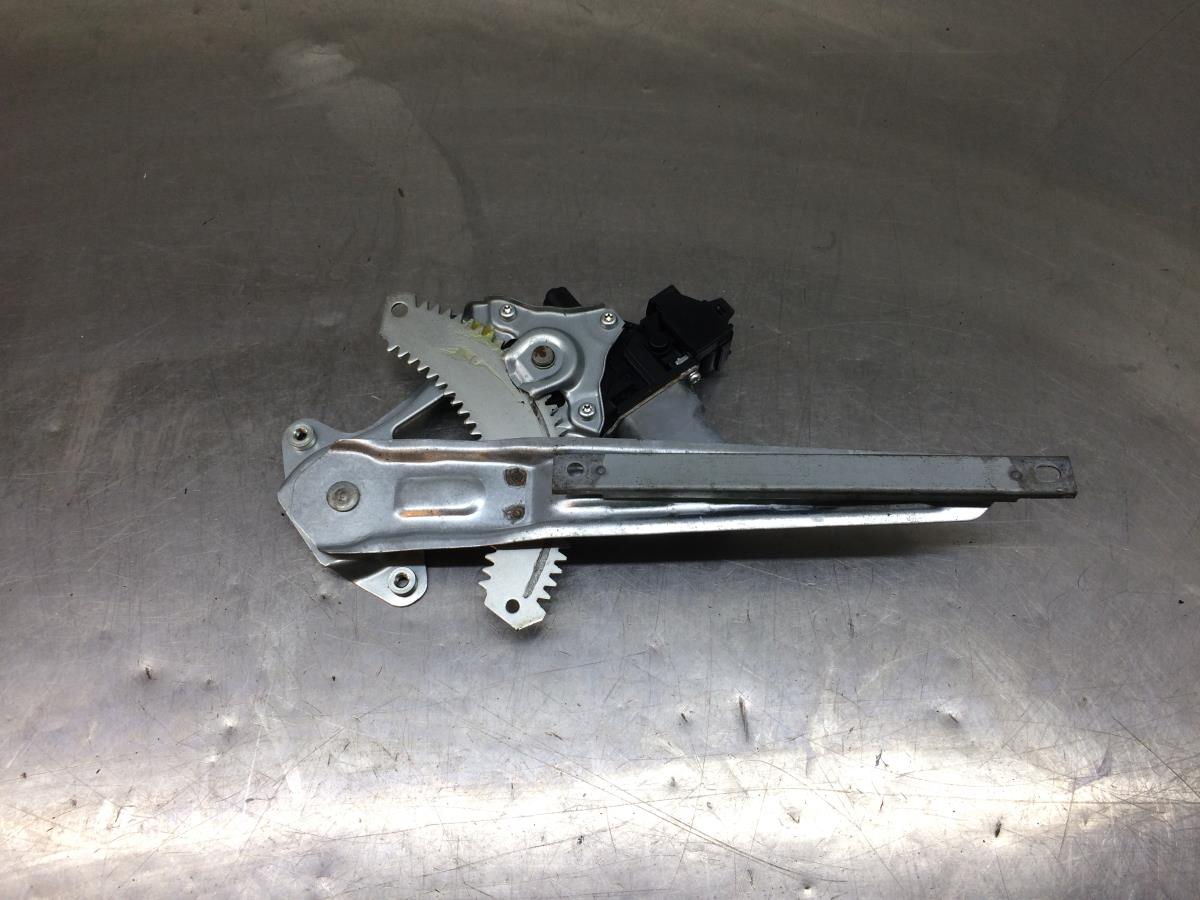 Elevador vidros trás direito NISSAN Juke (F15) Imagem-1