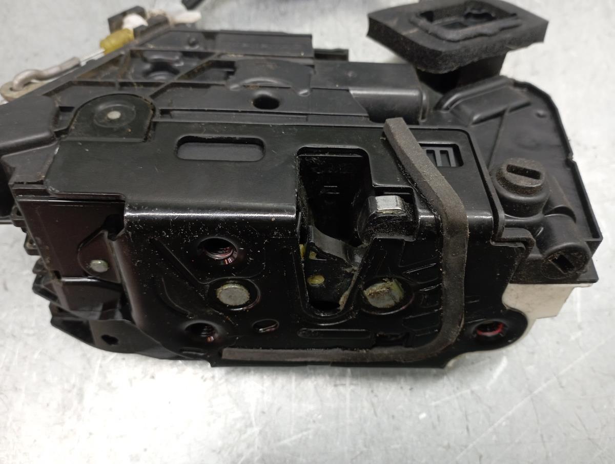 Serratura / chiusura posteriore destra VOLKSWAGEN Golf VII (5G1, BQ1, BE1, BE2) Imagem-2