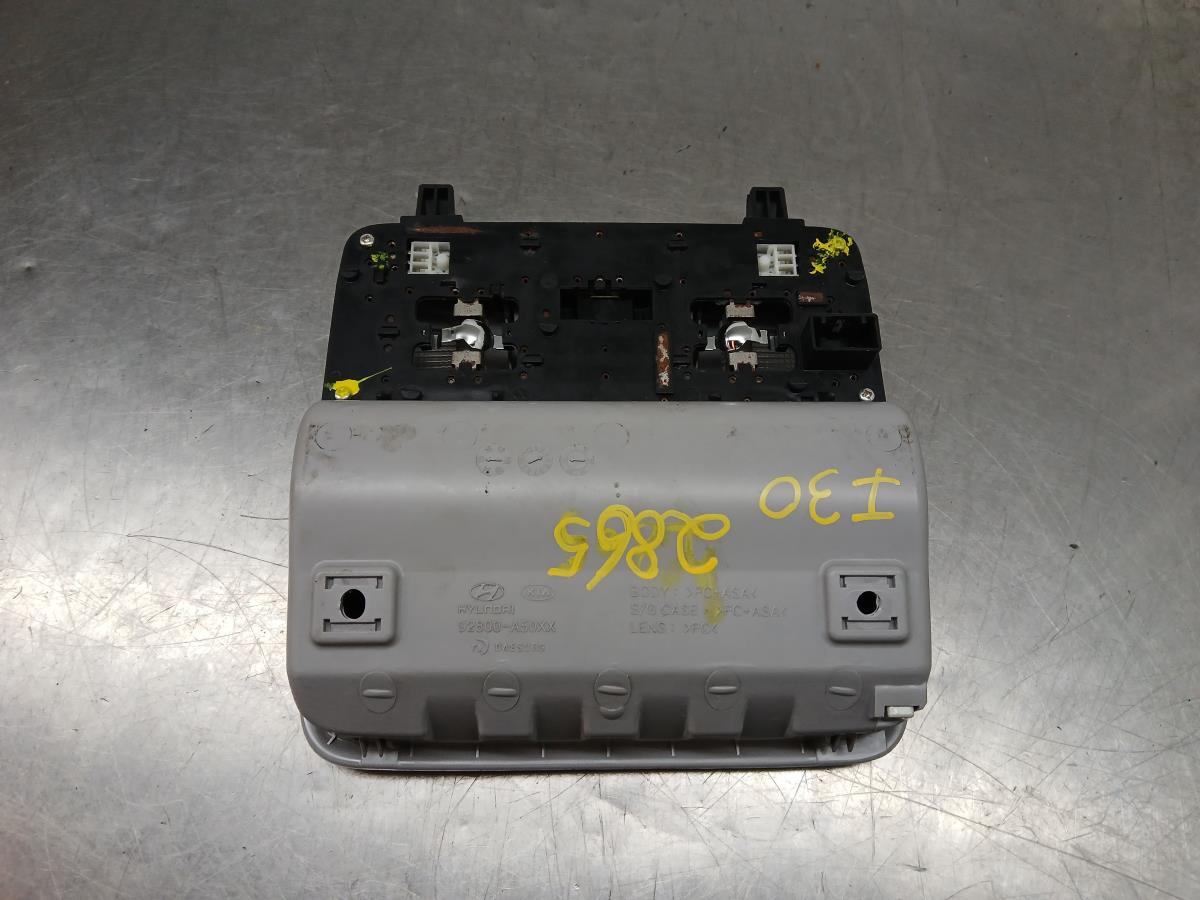 Front seat light HYUNDAI i30 (GD) Imagem-3
