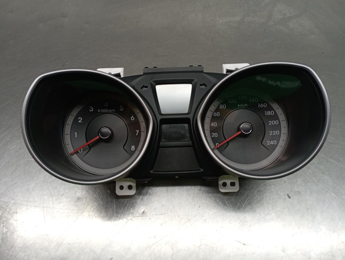 Instrument cluster HYUNDAI i30 (GD)
