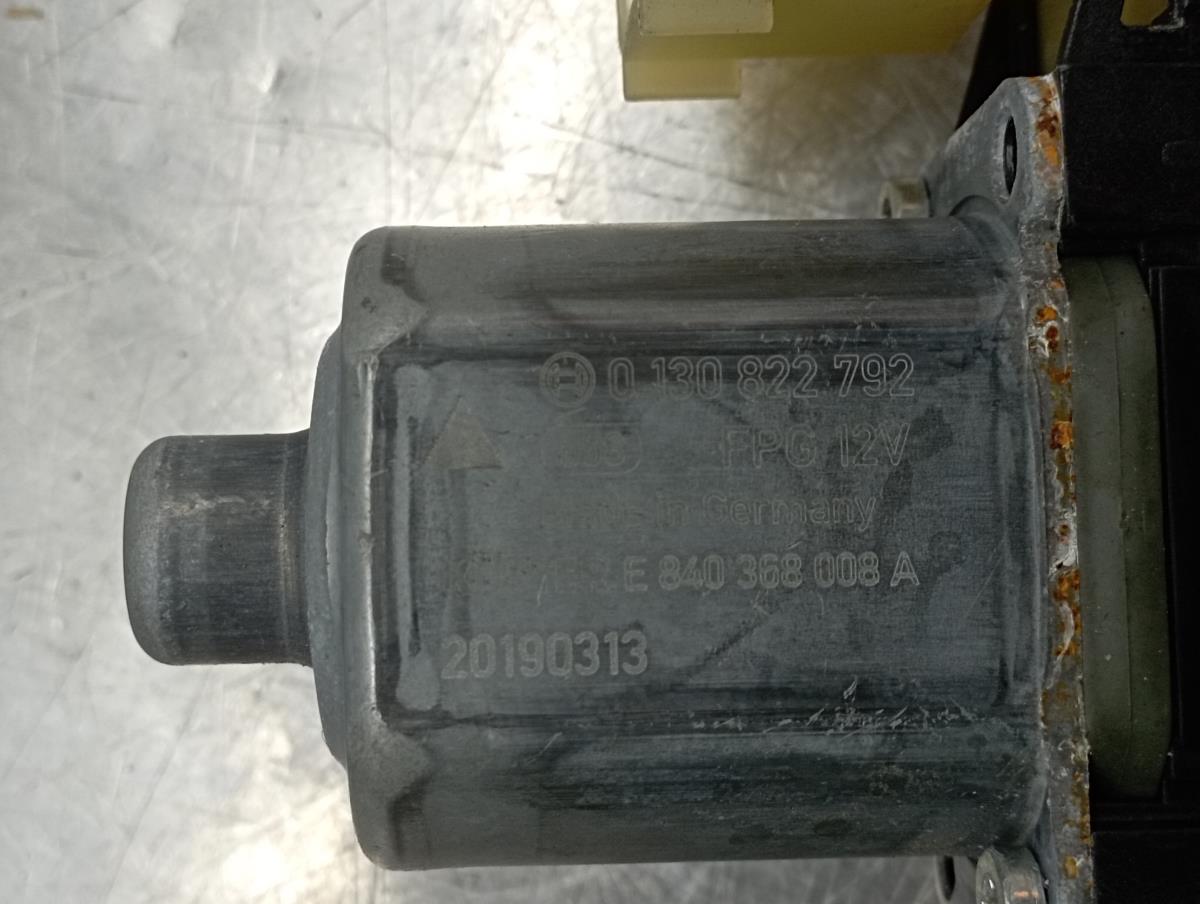 Lève-vitre avant gauche JAGUAR I-Pace (X590) Imagem-3