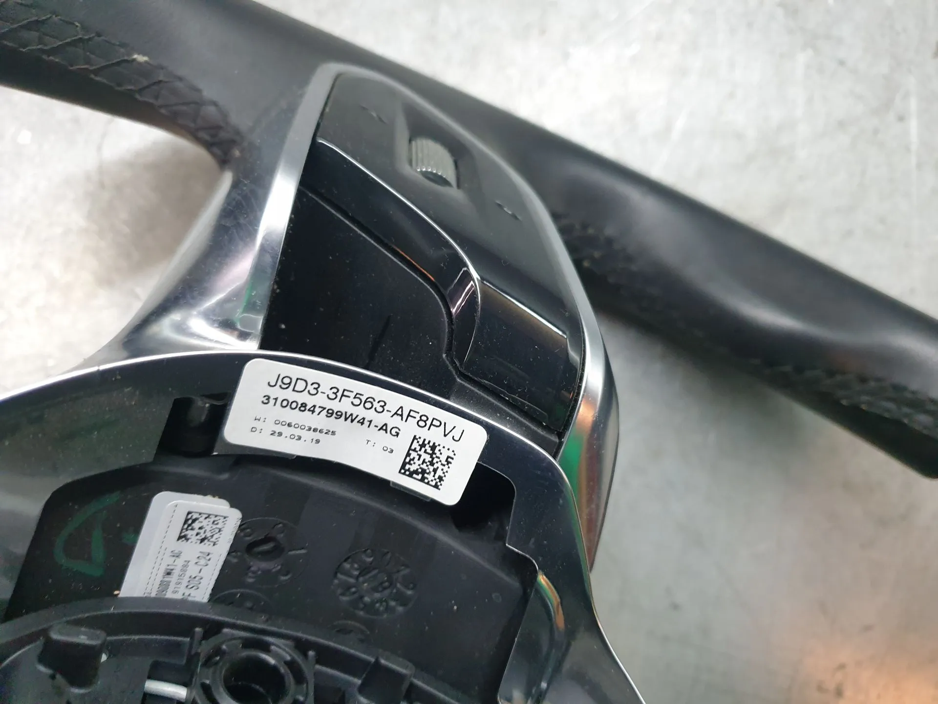 Volante de dirección JAGUAR I-Pace (X590) Imagem-8