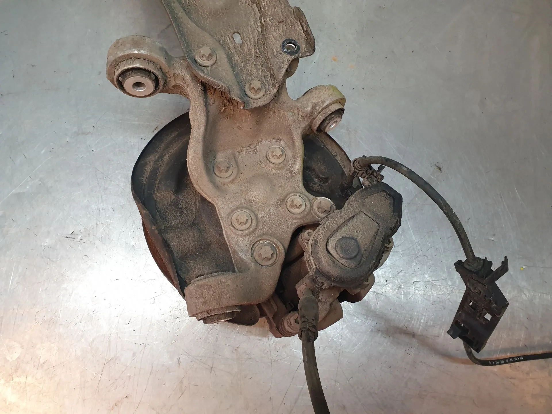 Mangueta trasera derecha MERCEDES-BENZ Classe A (W176) Imagem-3