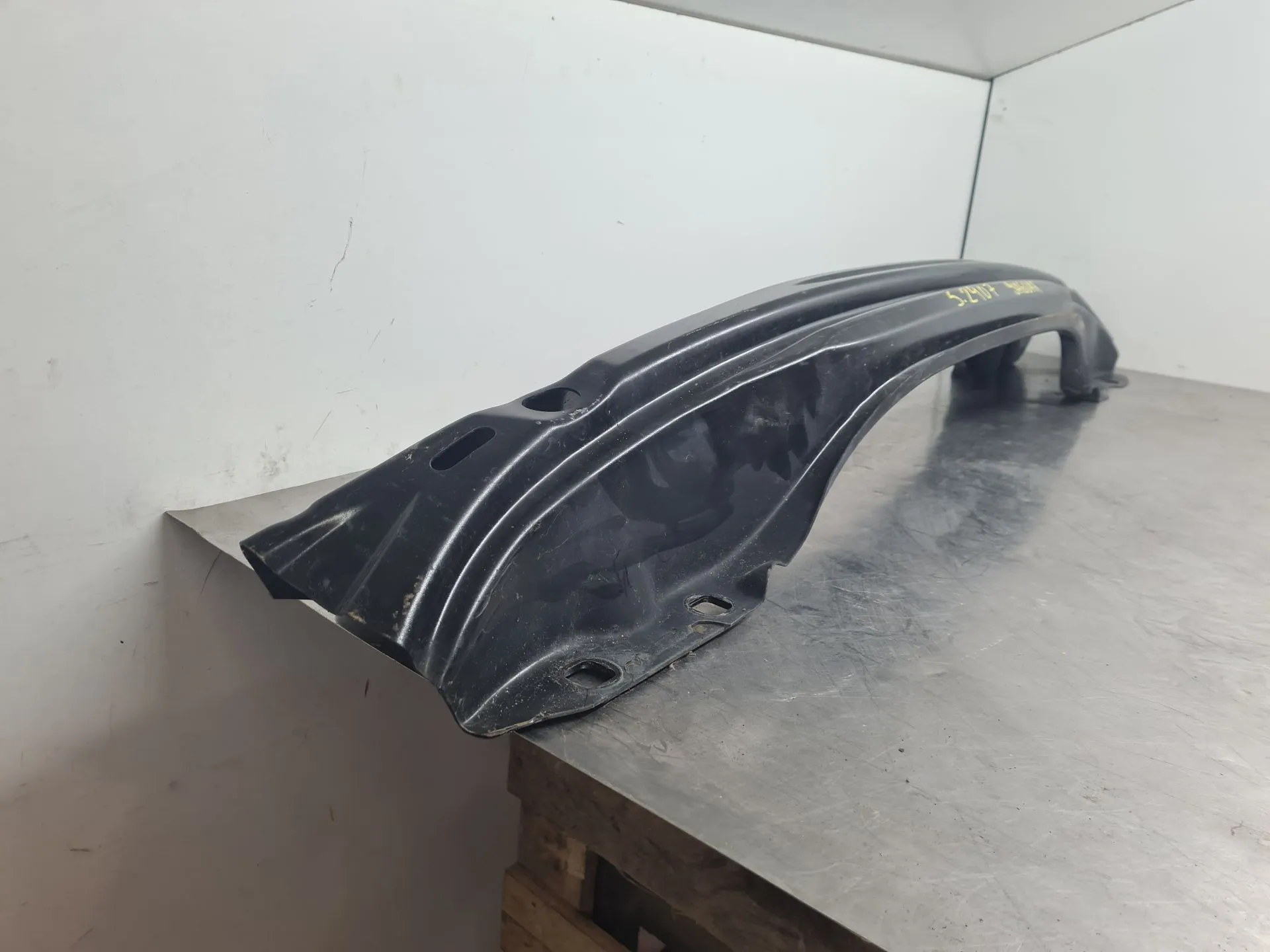 Rear bumper reinforcement JAGUAR F-Pace (X761) Imagem-1