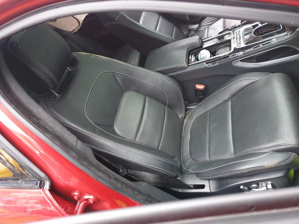 Conjunto de bancos JAGUAR F-Pace (X761)