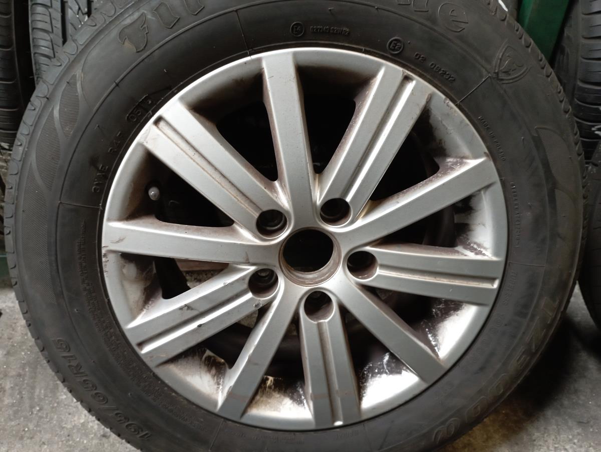 Set di cerchi VOLKSWAGEN Golf VI (5K1) Imagem-2