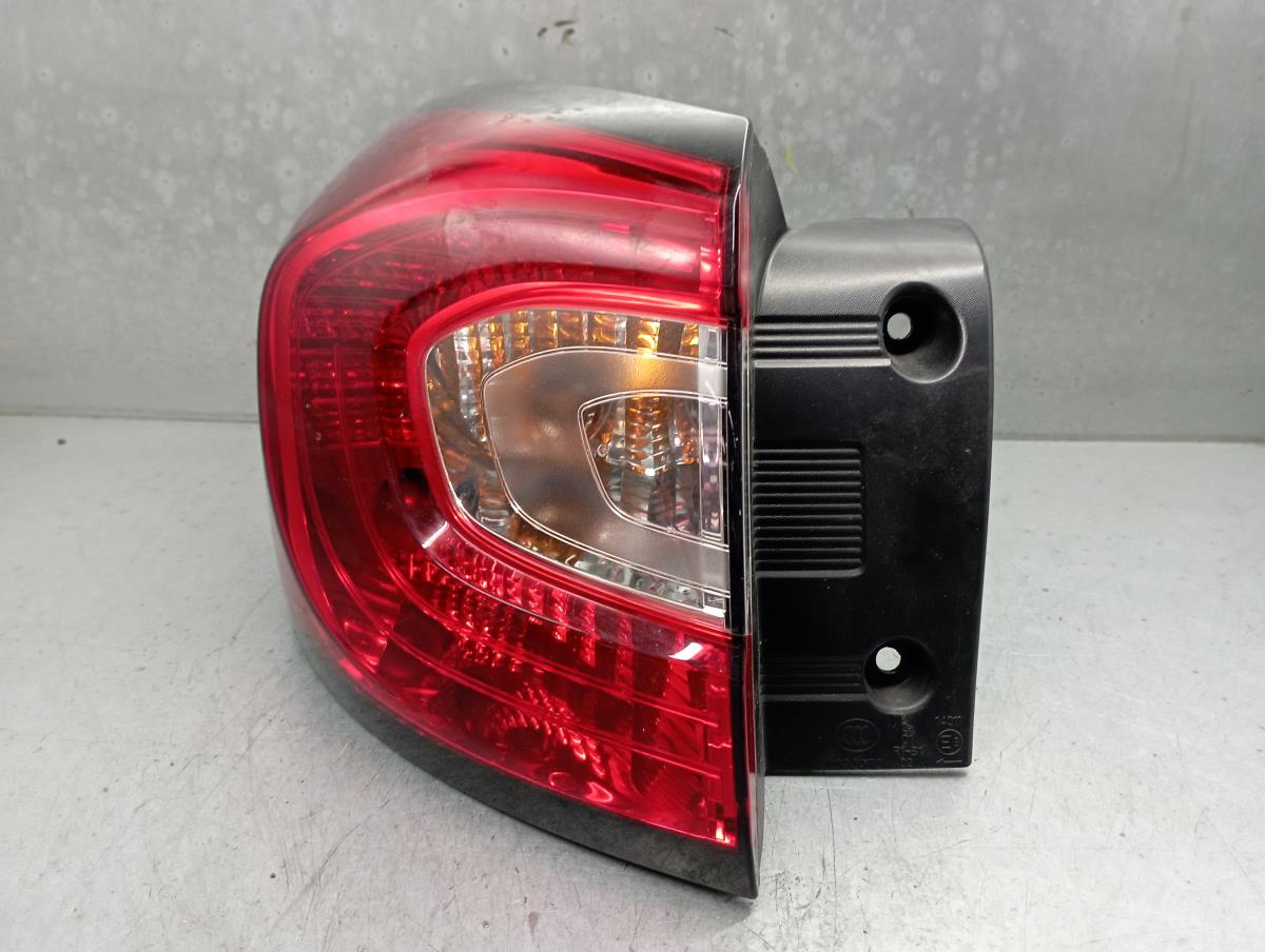 Left Tail light RENAULT Captur (J5_) Imagem-1