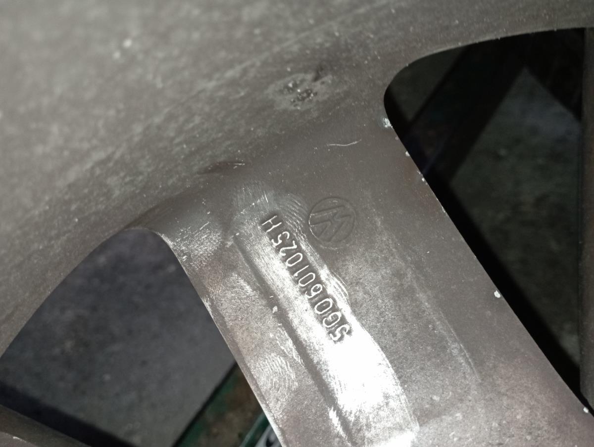 Right front Rim VOLKSWAGEN Golf VII (5G1, BQ1, BE1, BE2) Imagem-1