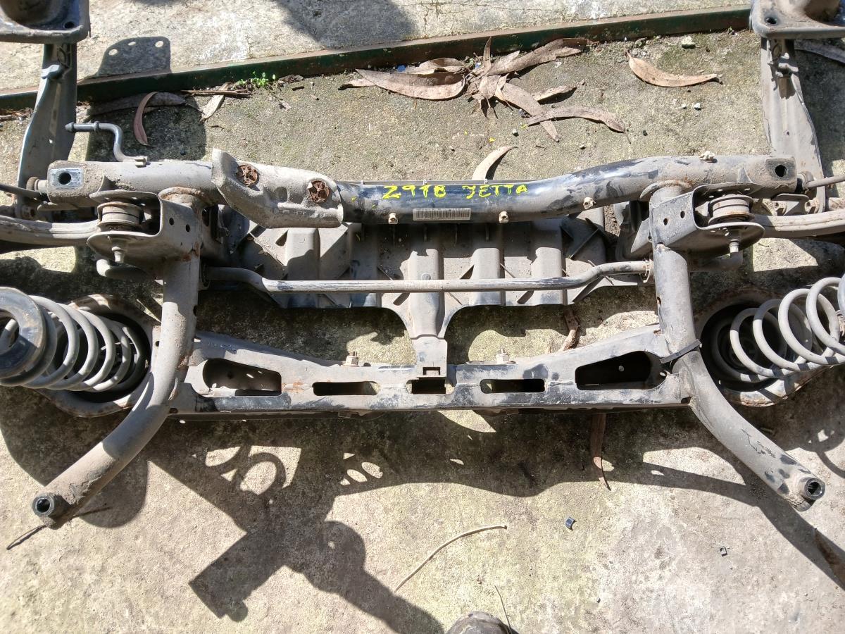 Rear subframe VOLKSWAGEN Jetta IV (162, 163)