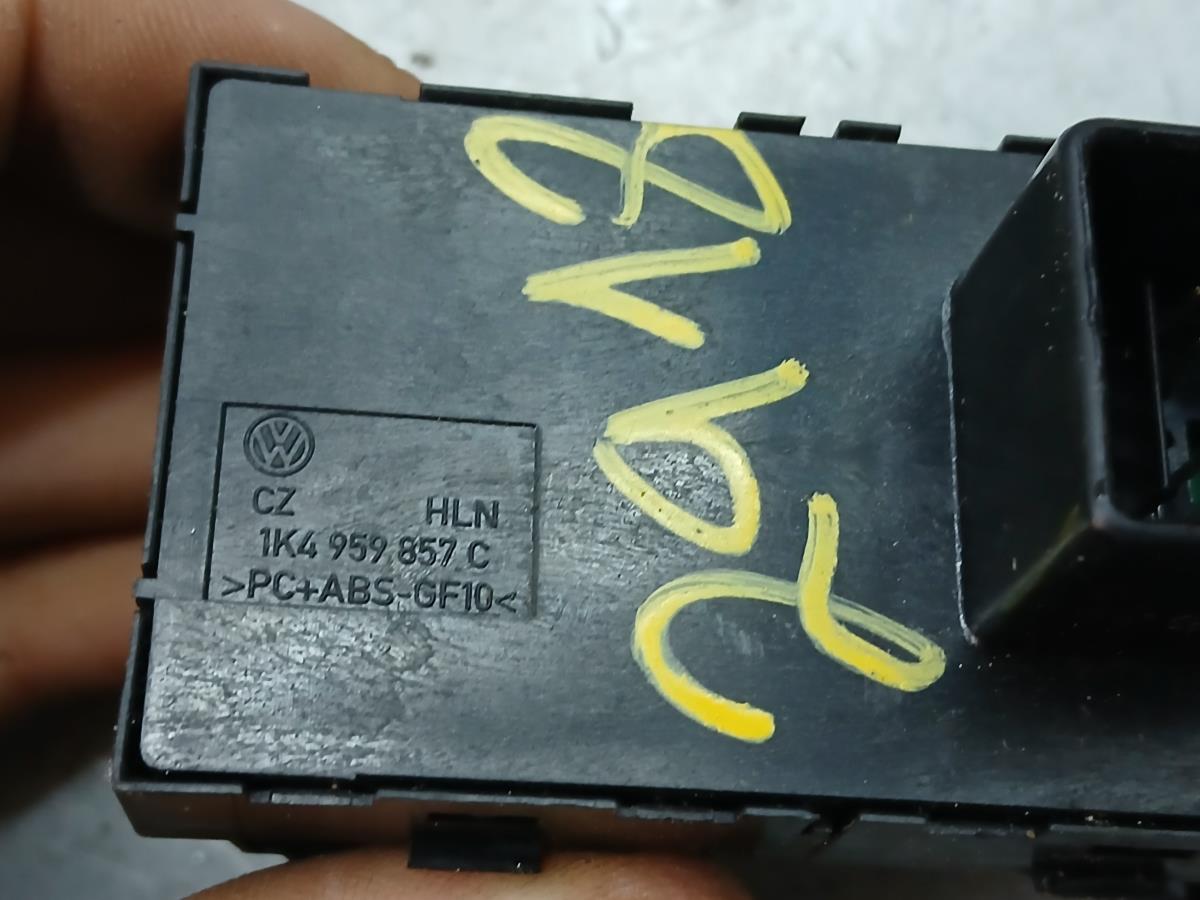 Comando / botão / interruptor vidros frente esquerdo VOLKSWAGEN Jetta IV (162, 163) Imagem-2