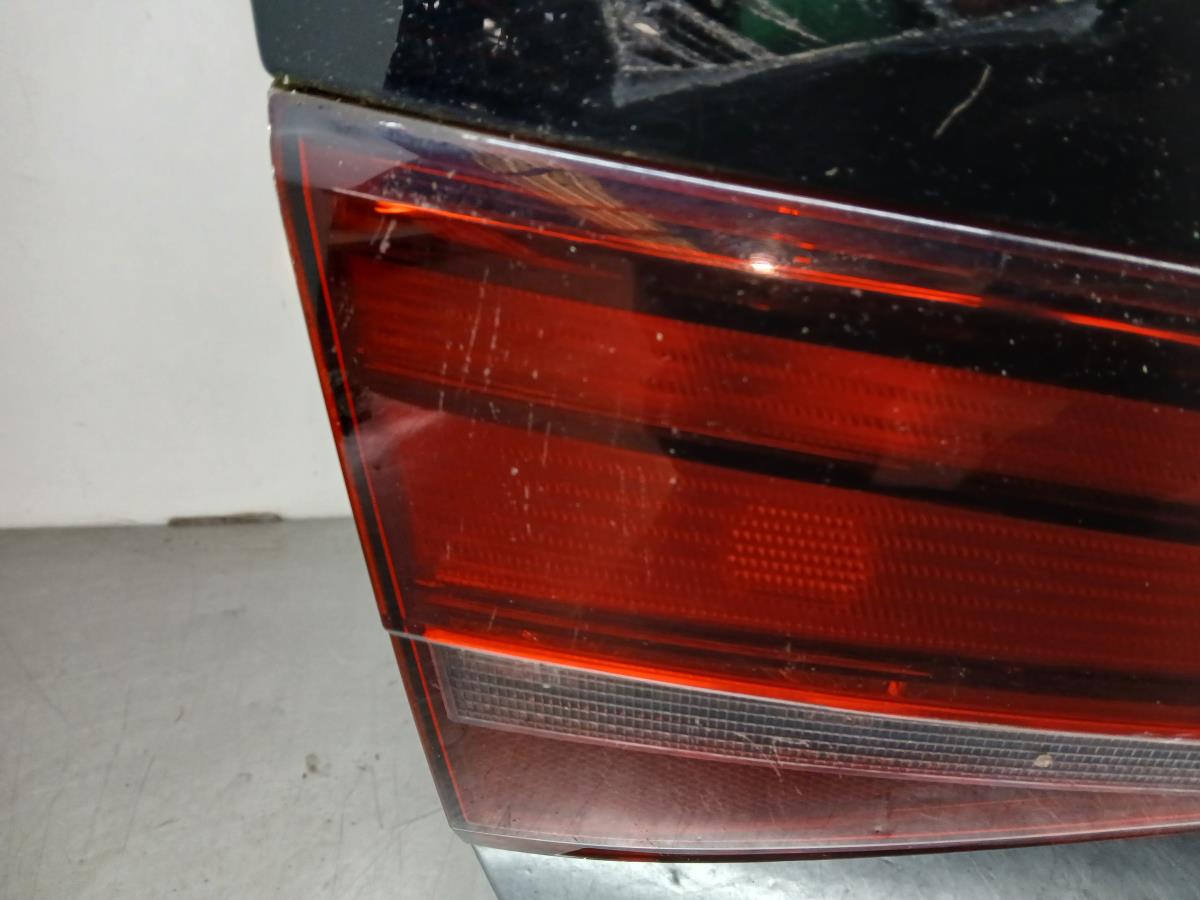 Feu de coffre Gauche VOLKSWAGEN Jetta IV (162, 163) Imagem-1