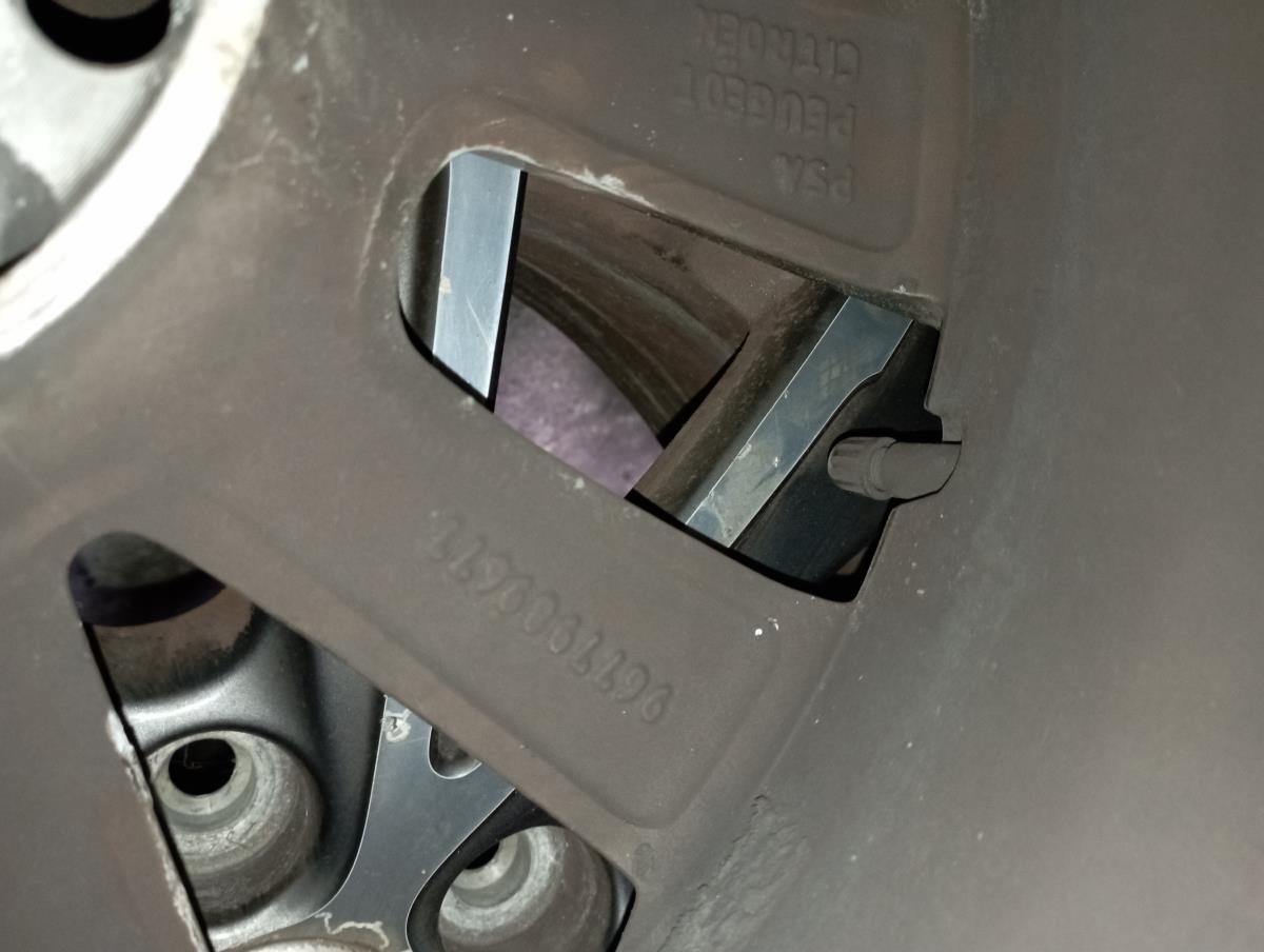Juego de llantas PEUGEOT 308 II Imagem-9