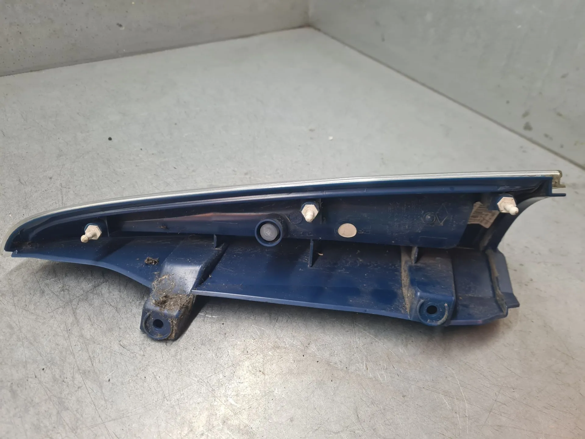 Réflecteur arrière gauche RENAULT Kangoo Express (FW0/1_) Imagem-1