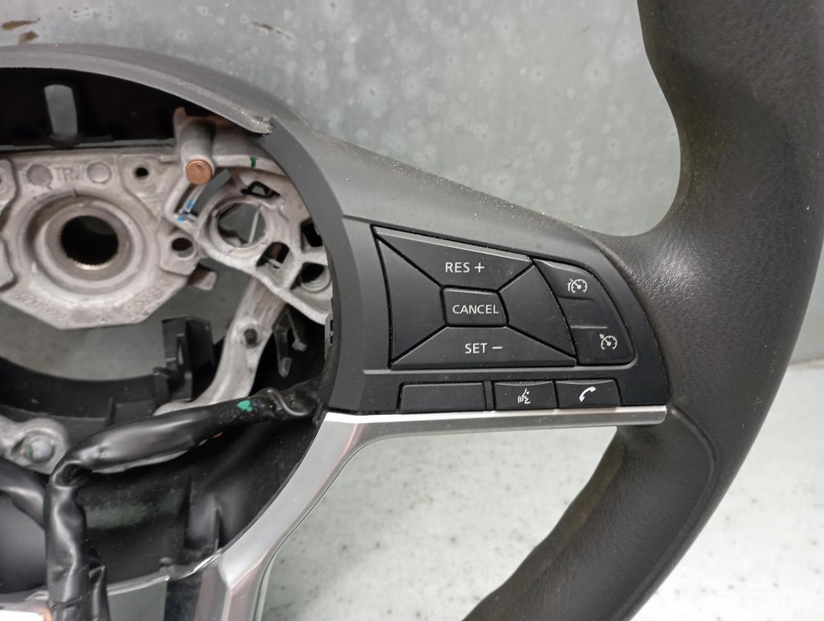 Volante de dirección NISSAN Micra V (K14) Imagem-1
