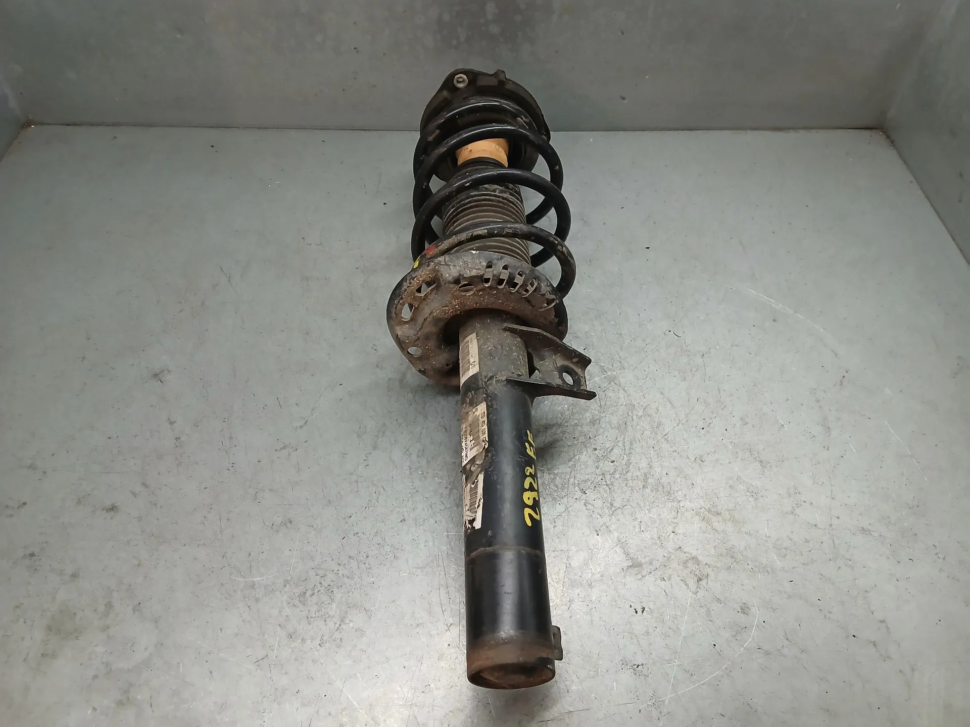 Amortiguador Delantero Izquierdo VOLKSWAGEN Touran (1T)
