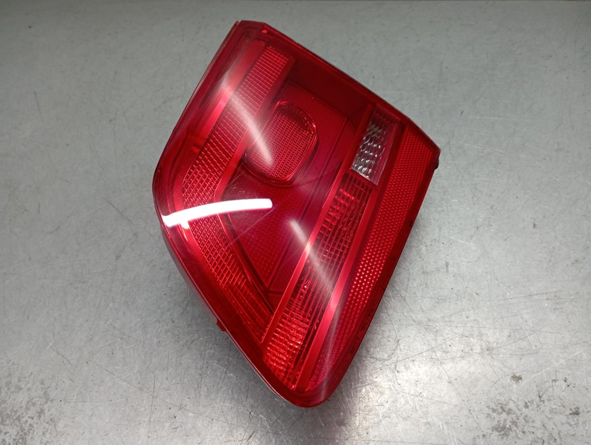 Fanale Destro Baule VOLKSWAGEN Touran (1T) Imagem-1