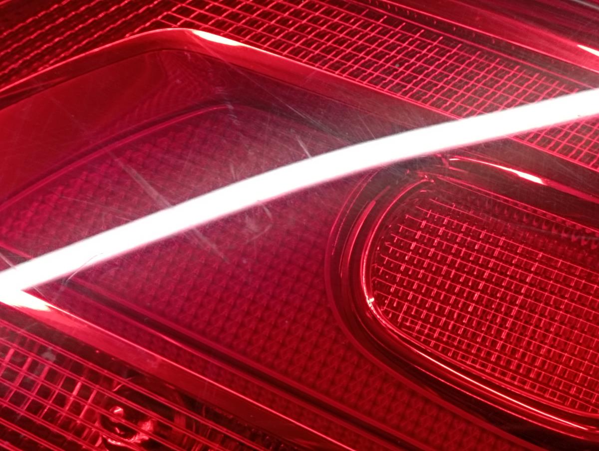 Fanale Destro Baule VOLKSWAGEN Touran (1T) Imagem-2