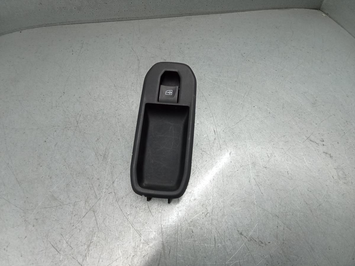Mando / interruptor elevalunas delantero derecho DACIA Duster (HM_)