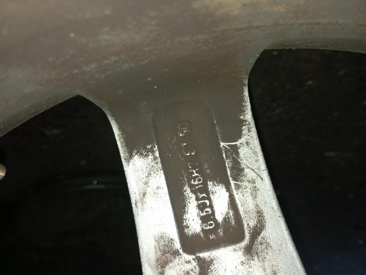 Right front Rim SEAT Leon (1P1) Imagem-1