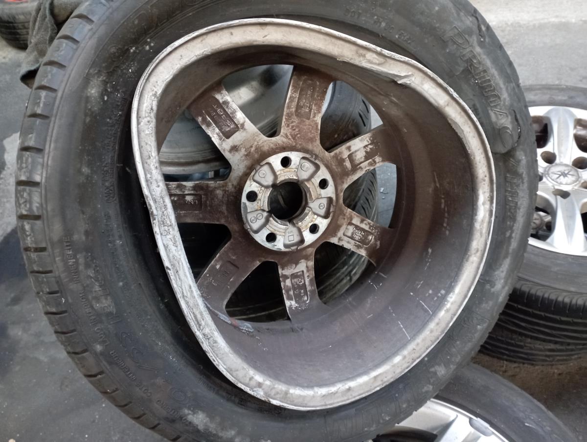 Jante Avant Droite SEAT Leon (1P1) Imagem-4