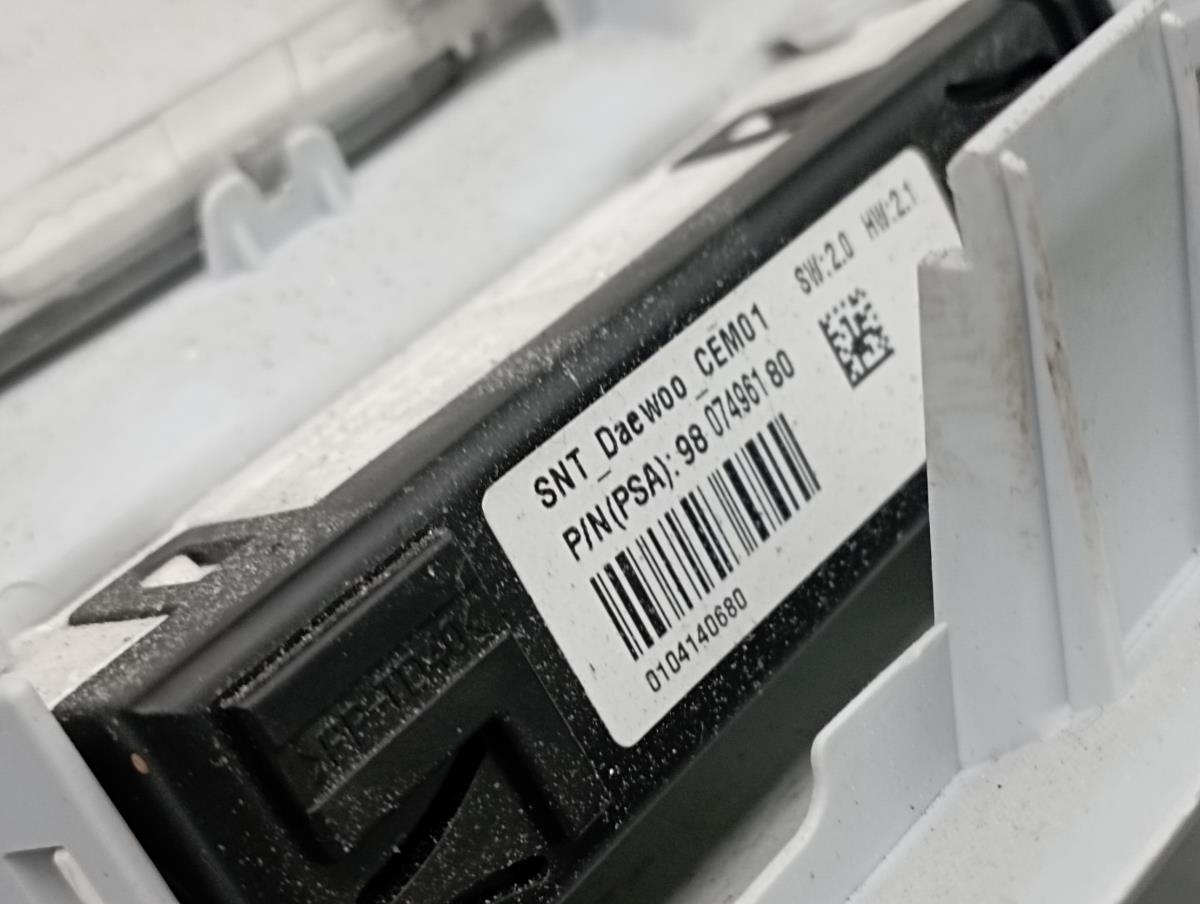 Plafonier frente PEUGEOT 308 II Imagem-4