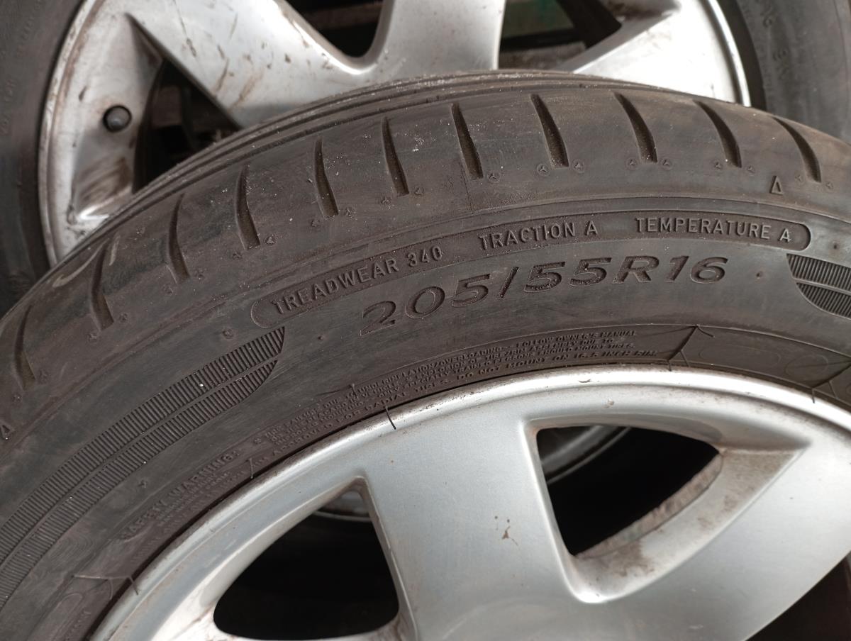 Roue BMW 3 Coupé (E46) Imagem-1