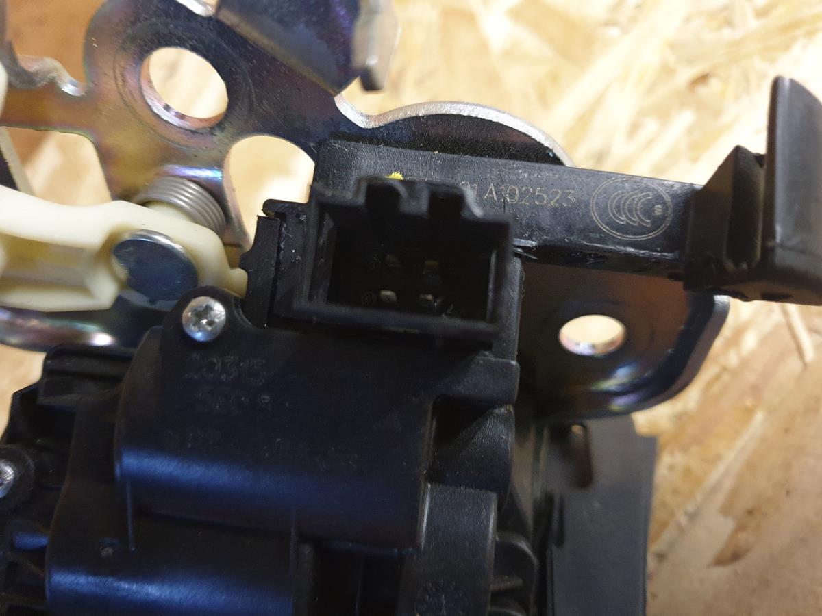 Cerradura / cierre maletero SEAT Ibiza IV ST (6J8, 6P8) Imagem-2