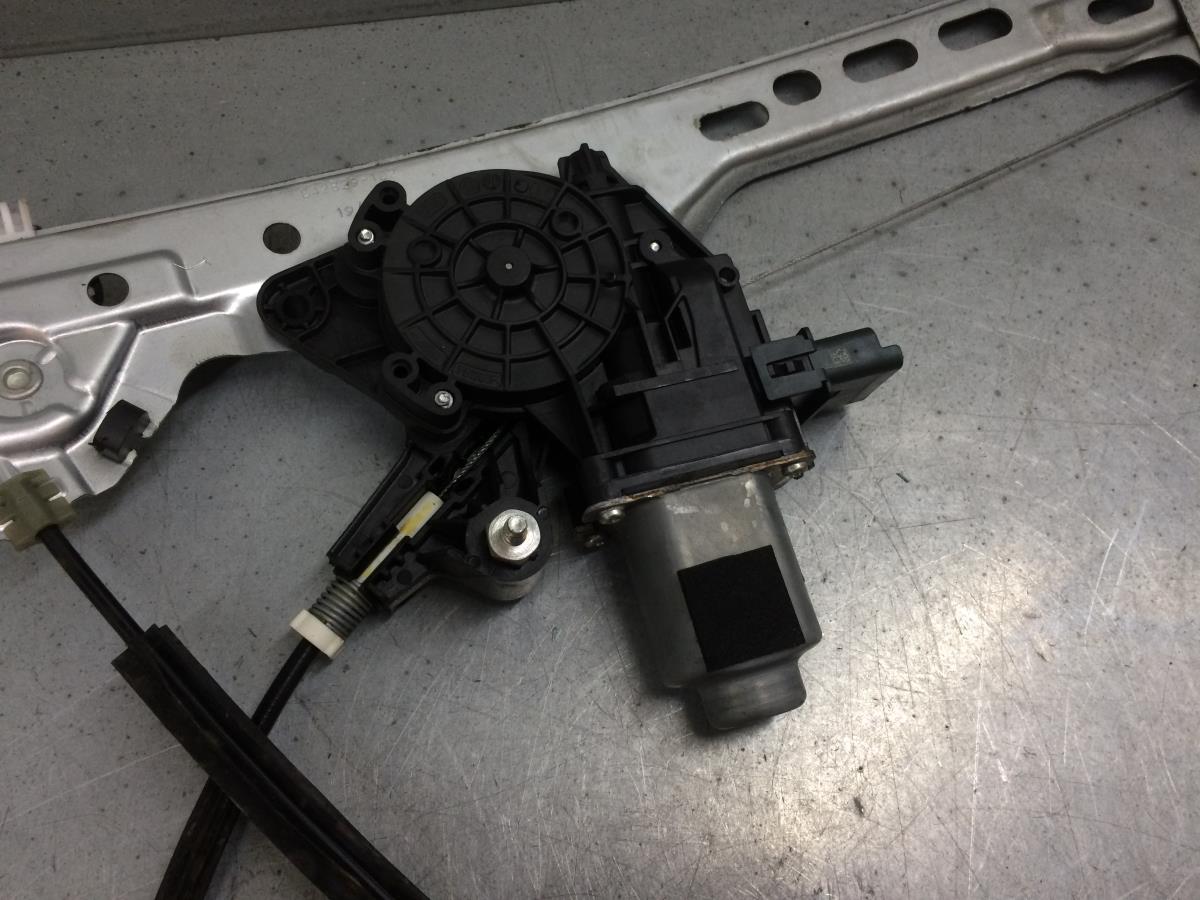 Lève-vitre avant gauche RENAULT Megane IV (B9A/M_) Imagem-1