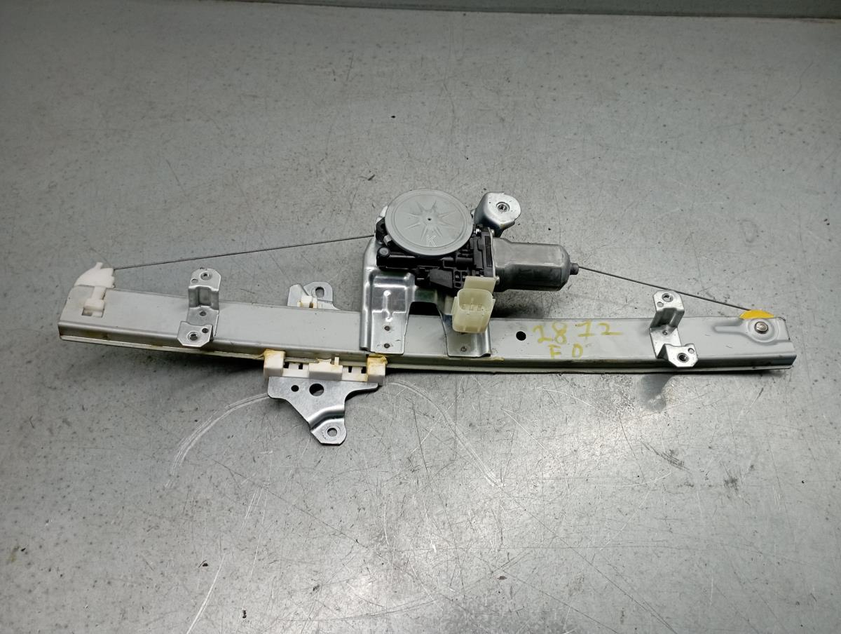 Elevalunas delantero derecho NISSAN Micra V (K14)