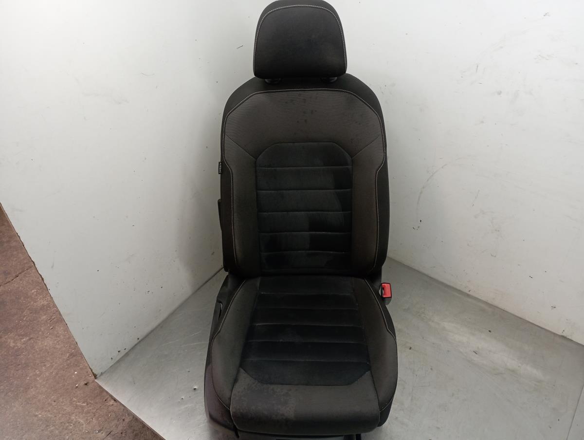 Set di sedili VOLKSWAGEN Golf VII (5G1, BQ1, BE1, BE2) Imagem-0