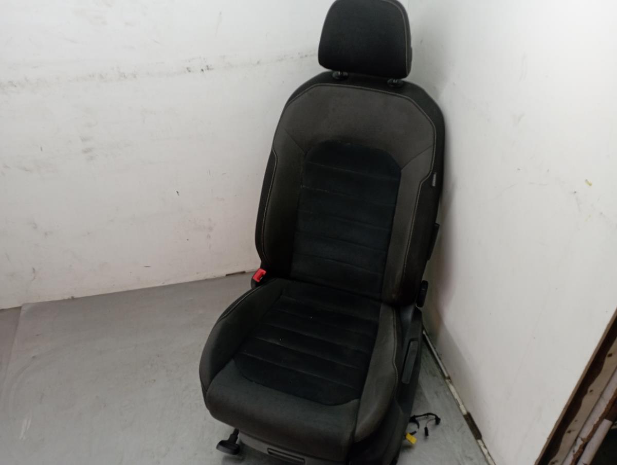 Set di sedili VOLKSWAGEN Golf VII (5G1, BQ1, BE1, BE2) Imagem-1