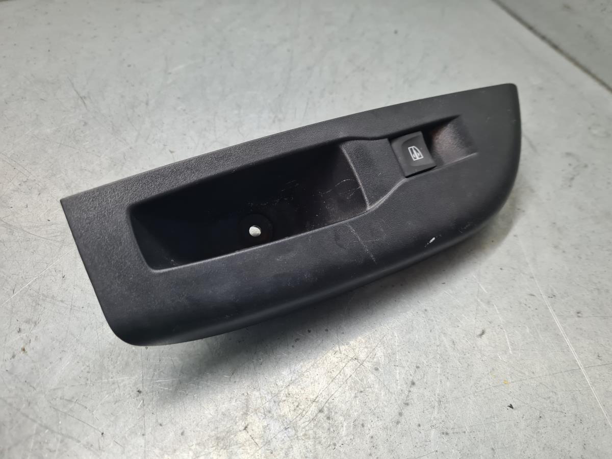 Comando / interruttore alzacristallo posteriore sinistro DACIA Spring