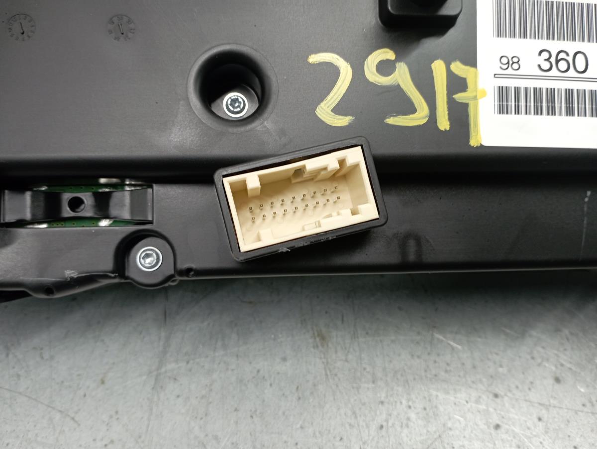 Instrument cluster PEUGEOT 208 II Imagem-2